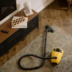 Jak pozbyć się zapachu z odkurzacza? Domowe sposoby