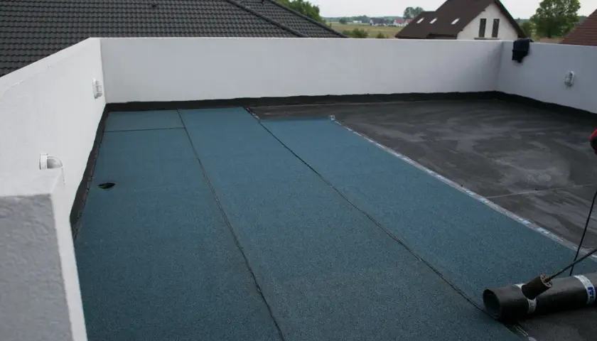 Najlepsze materiały na papę na tarasie: 5 sprawdzonych rozwiązań