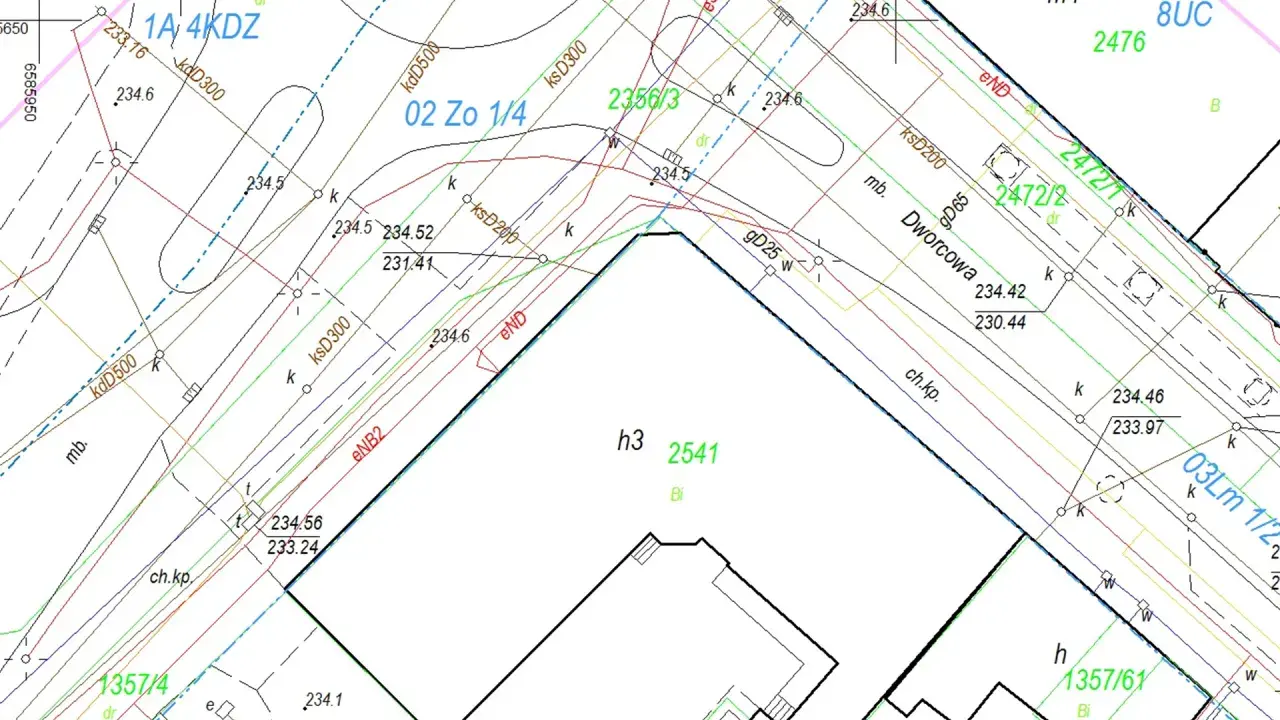 Plan geodezyjny z oznaczeniami granic i wysokości, ukazujący podział działki 2541.